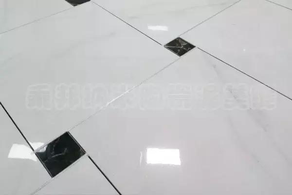 厨房白色墙砖最佳美缝颜色效果图,瓷砖美缝用水泥怎么弄好看