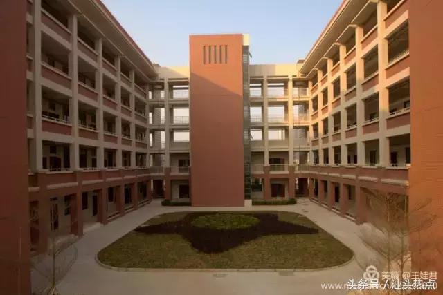 汕头金中学校的环境,汕头金中海湾校区环境