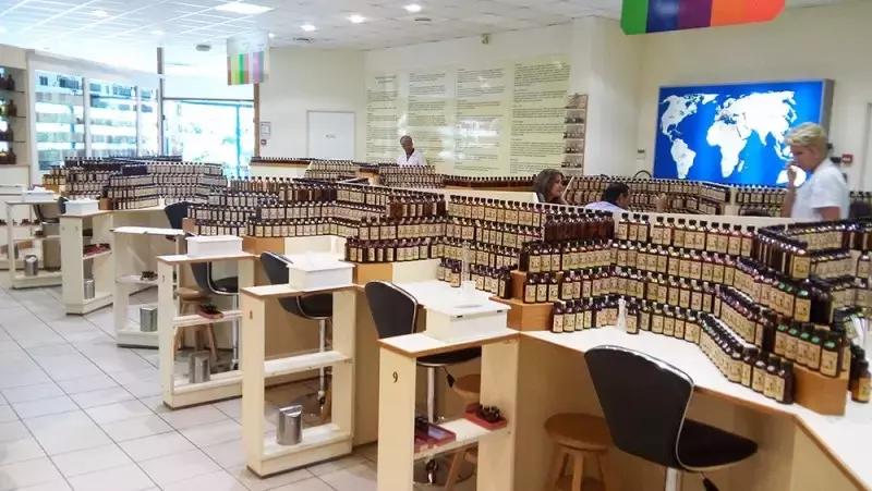 寻味格拉斯，老城下的香水之路！