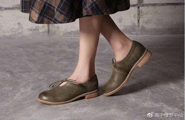 英伦小皮鞋美女,英伦风小皮鞋女有哪些品牌