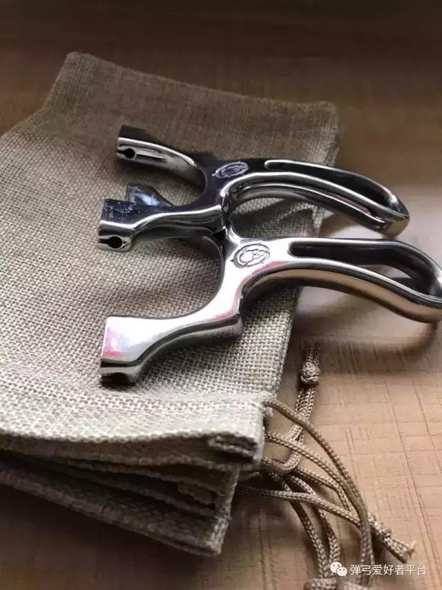 鏂版鎵佺毊,鏂版鍙嶆洸