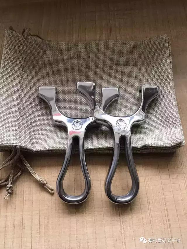 鏂版鎵佺毊,鏂版鍙嶆洸