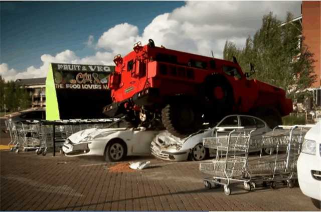 目前最受欢迎的一款越野车,唯一一款大型硬派越野车