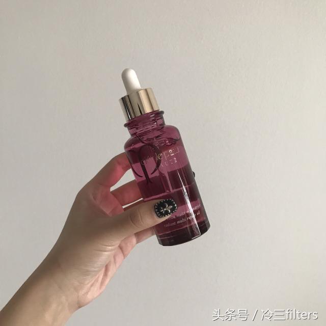 cpb护肤正确使用方法,想护肤有必要用水乳吗