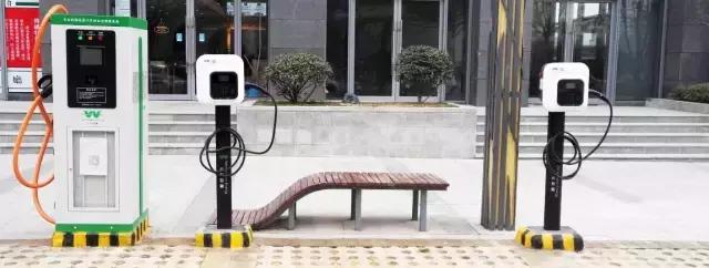 小电动车出游,五一开新能源出游可不可以