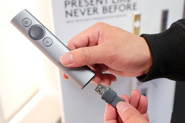 罗技spotlight翻页笔,罗技spotlight翻页笔什么原理