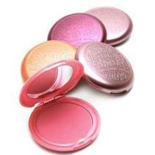 东北宋仲基告诉你：少女颜妈妈如何保养｜深扒胡可护肤彩妆