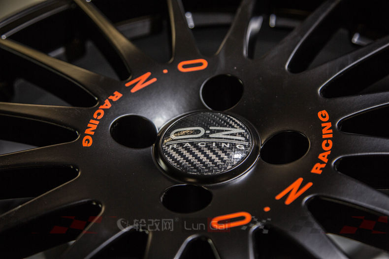 OZSUPERTURISMOGT款轮毂,ozsuperturismoevo轮毂怎么样
