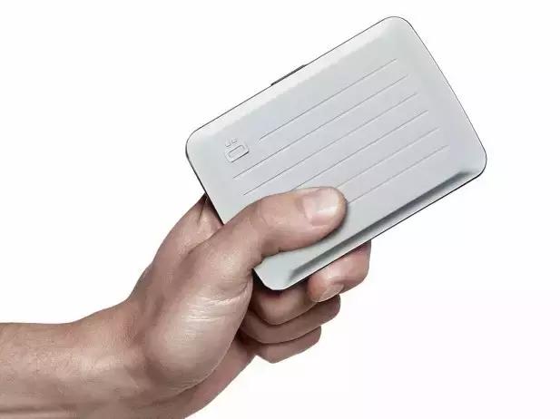 日默瓦配件如何分辨正版盗版,香奈儿蔚蓝金字版