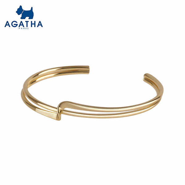 每个人应具备一条小黑裙,每个女生夏天都应该有条小黑裙