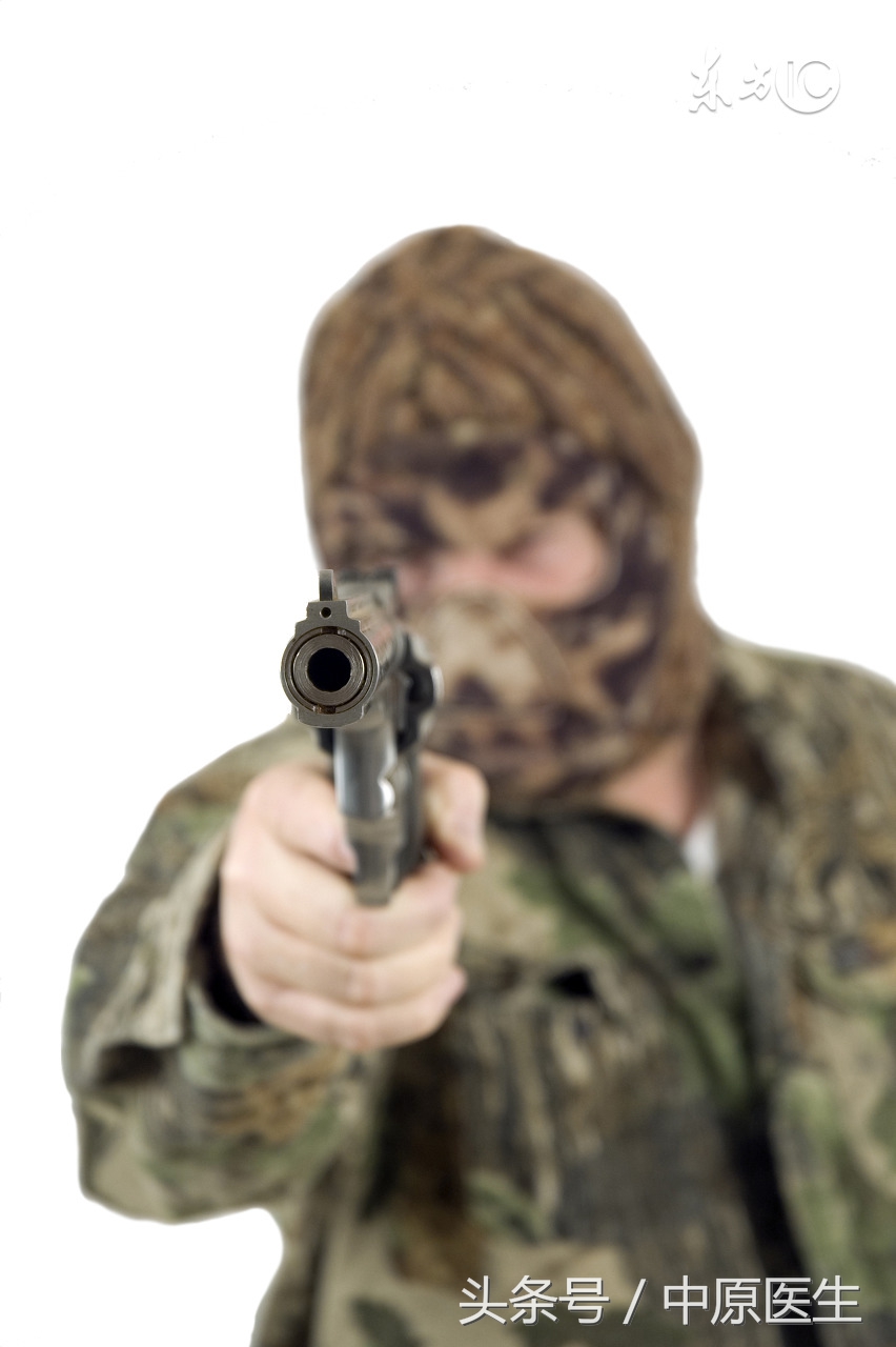 婴儿哭声像猫叫,婴儿哭声像猫叫一定是猫叫综合症