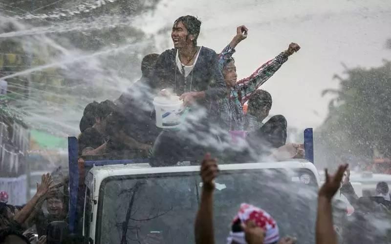 东南亚有哪些国家过泼水节,东南亚国家泼水节和云南泼水节