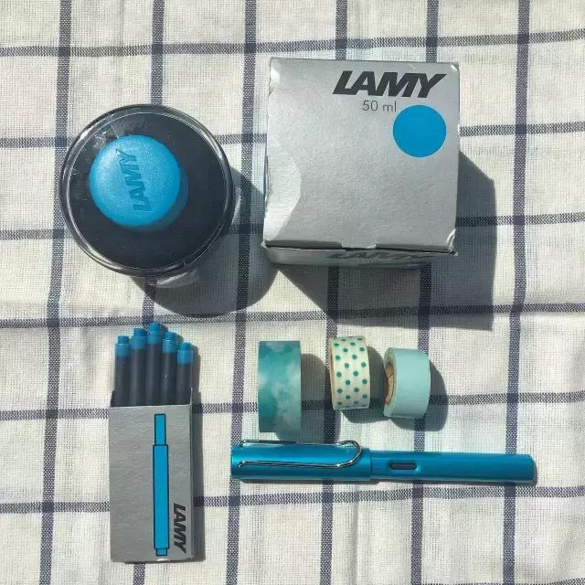 lamy限量版有哪些颜色,lamy钢笔古铜色跟橙色对比