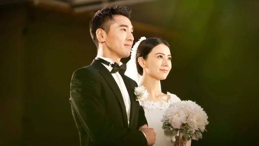 异地办婚礼间隔多久,异地婚礼办一场