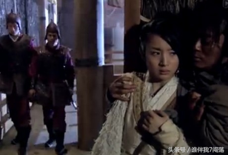 搞笑穿帮：铁齿铜牙纪晓岚中的王爷您抽的烟这么好，皇上知道吗？