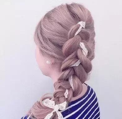 超美丝带编发教程让你仙仙哒,仙气十足的丝带编发