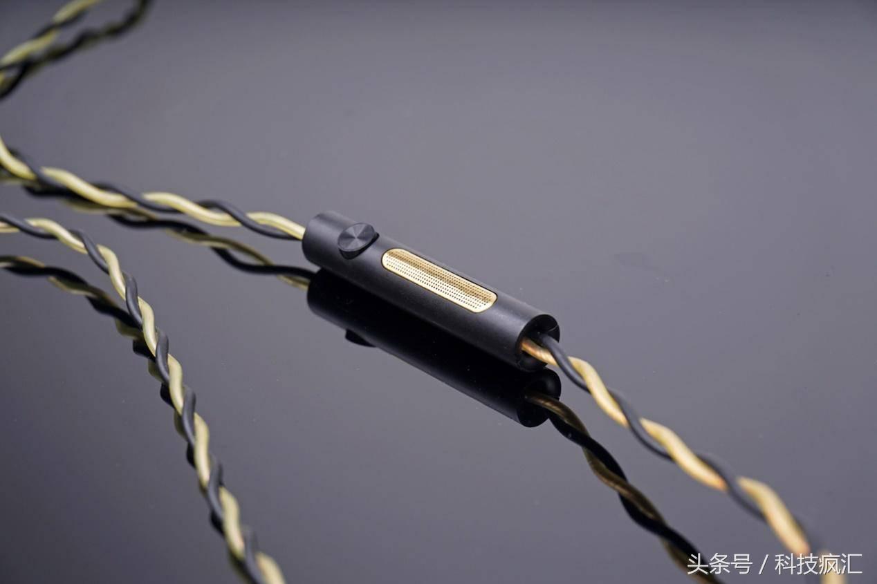 钱包君壮烈牺牲：试听安桥旗舰圈铁耳塞E900M