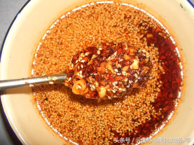 云南开远凉米线的做法,开店用川味米线的做法