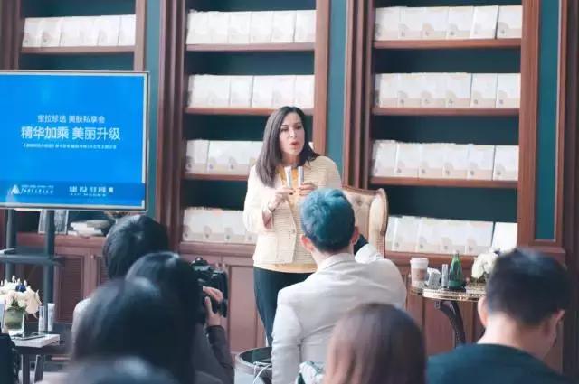 不能不看的独家访谈和美容资讯来啦!