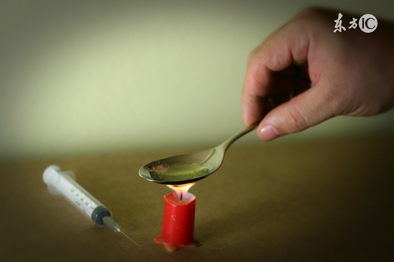 美沙酮是药也是毒！三亚破获特大贩卖美沙酮*品毒**案！