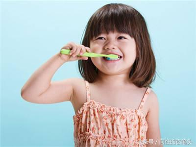 孩子用电动牙刷有哪些危害,儿童电动牙刷多大的孩子能用