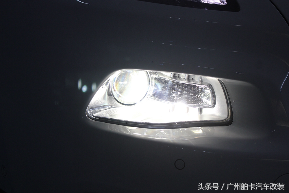 吉普自由光改装照片,吉普自由光车灯升级案例