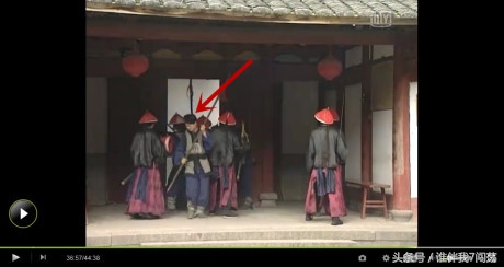 搞笑穿帮：铁齿铜牙纪晓岚中的王爷您抽的烟这么好，皇上知道吗？