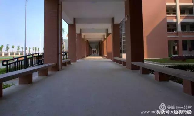 汕头金中学校的环境,汕头金中海湾校区环境