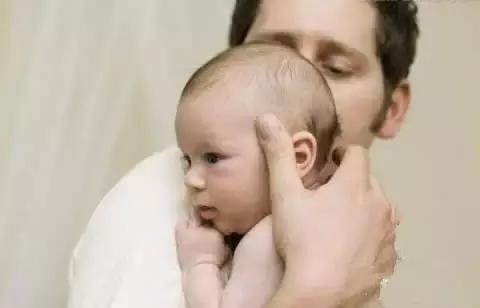 宝宝头部不稳定是什么原因,宝宝头部下垂是什么原因