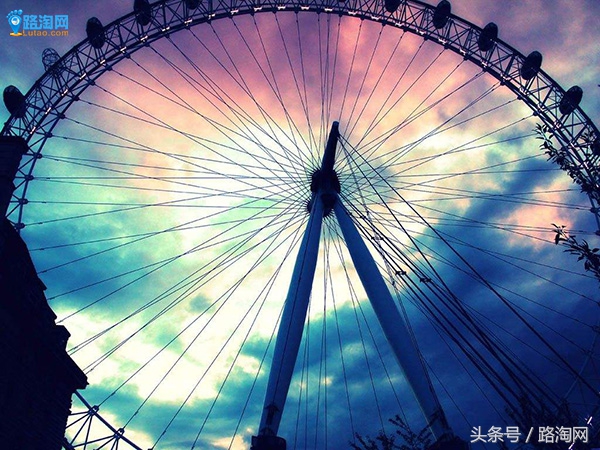 一生只带十个人去的浪漫摩天轮,一定要陪最爱的人玩一次摩天轮
