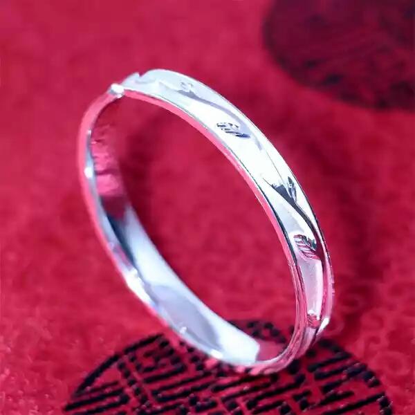 银手镯科普视频,分享一下你们的银手镯