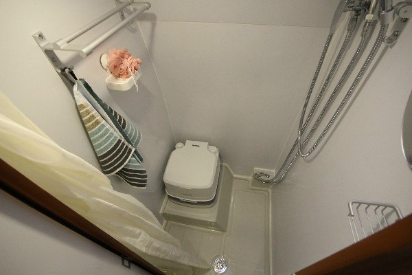 仿造吉利房车,模仿山寨汽车