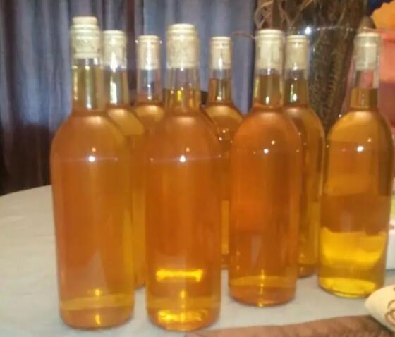 香蕉酒怎么做,香蕉酒的泡制方法