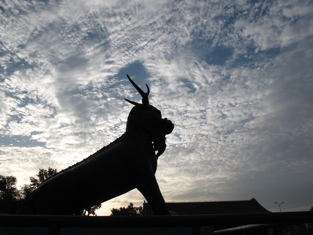 乱云飞渡仍从容,乱云渡飞仍从容纯音乐