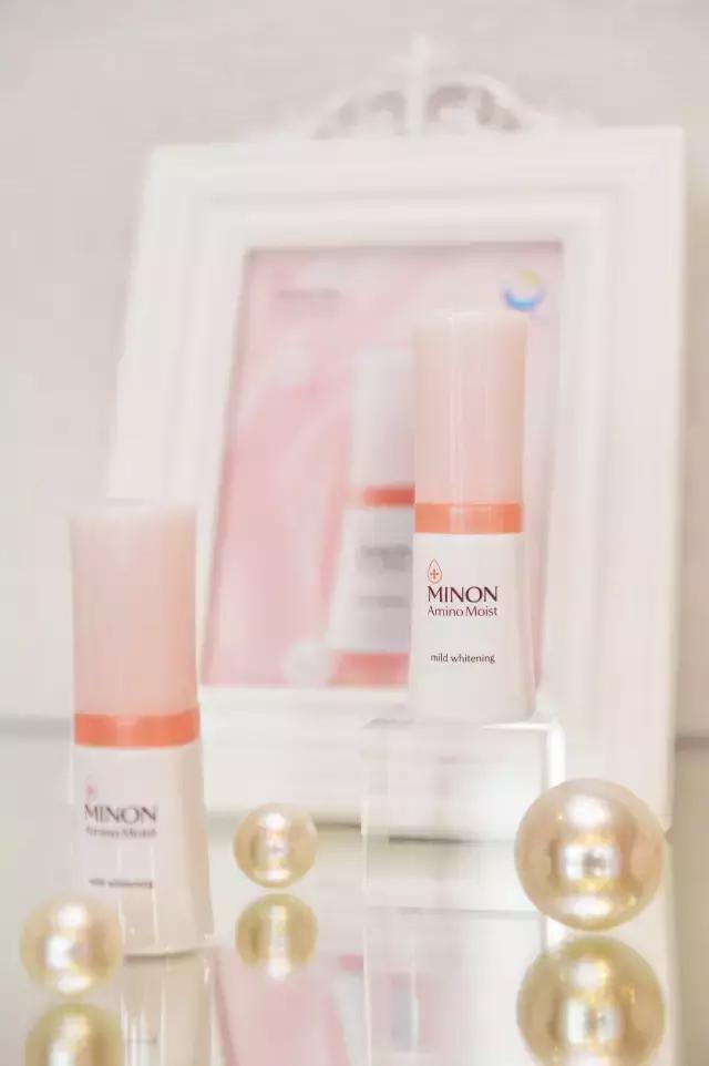 不能不看的独家访谈和美容资讯来啦!