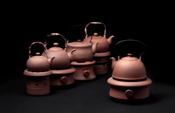 头号陶贩:从地摊卖烟灰缸到台湾80%的茶人茶馆都用他做的茶器