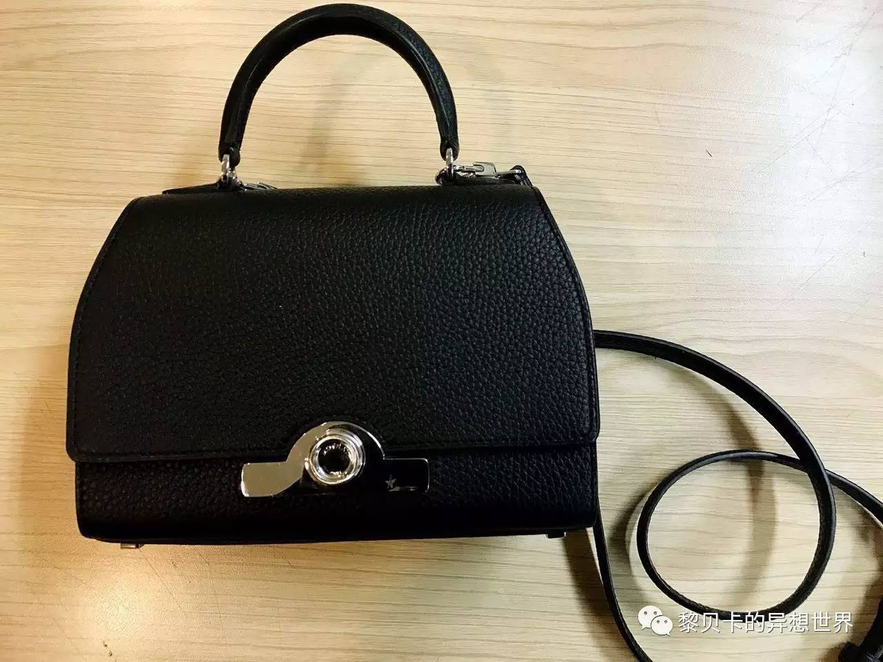 不想出门一出门就烦,不想出去但一出去就很嗨