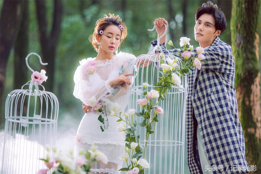 海景婚纱照新品发布,2017婚纱照流行趋势