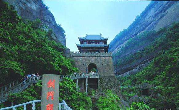 广元周边自驾游最佳路线,广元到重庆自驾游路线