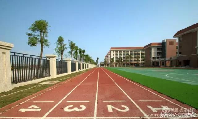 汕头金中学校的环境,汕头金中海湾校区环境