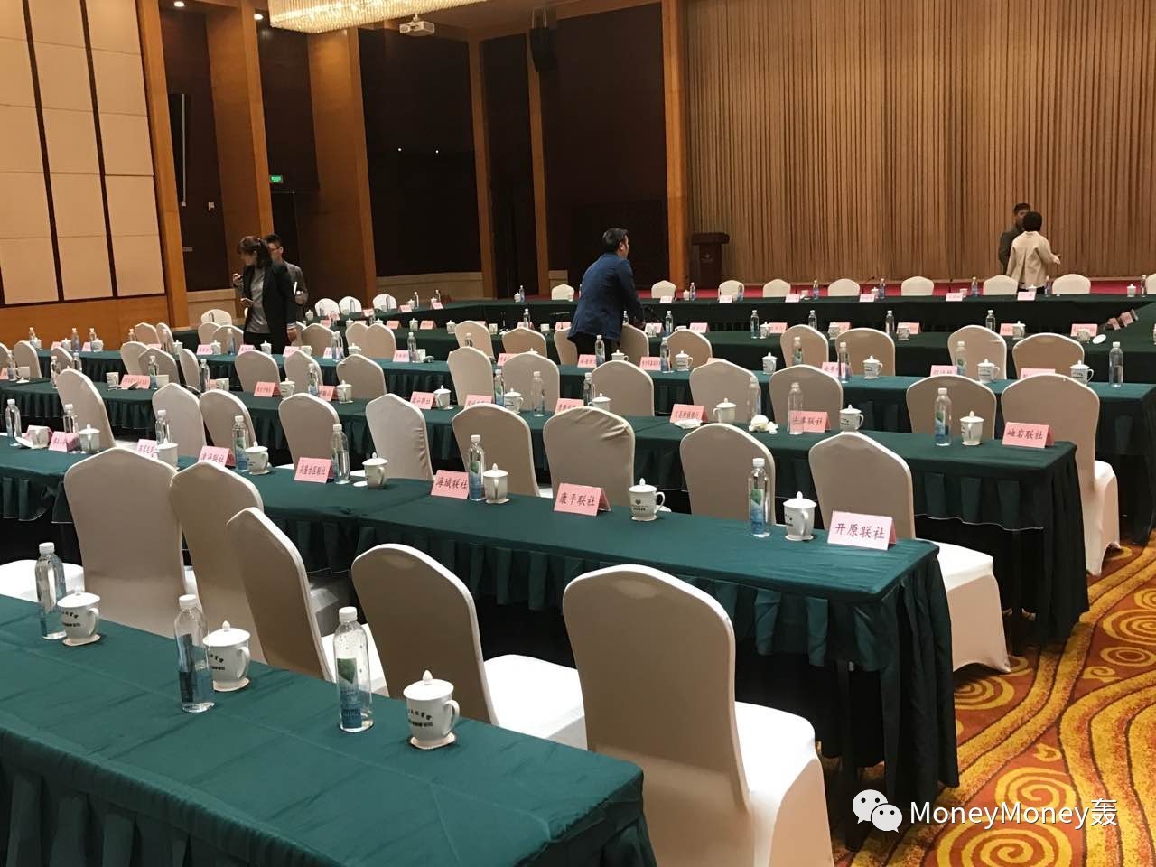 身在漩涡中的辉山到底怎么了?