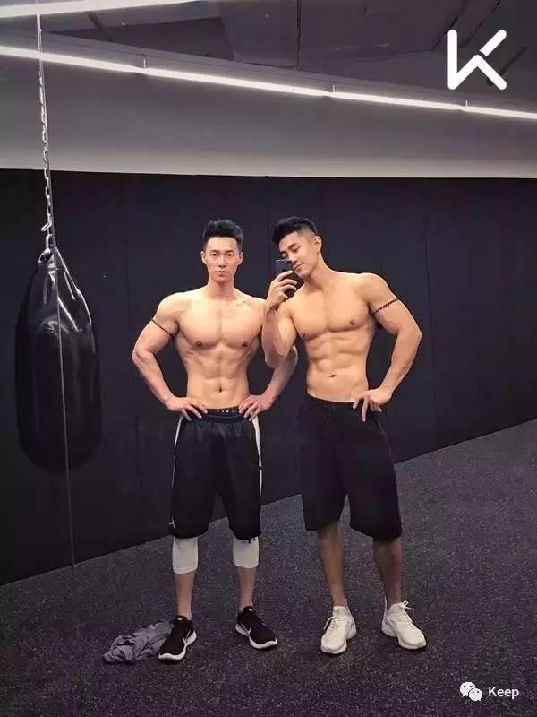 活肌肉死肌肉区别,健壮肌肉什么梗