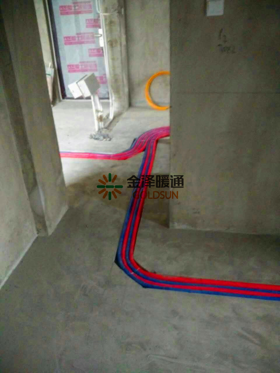 又来啦，今天我们一起去看春晖园的暗管暖气