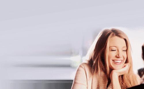 作为一个女人必须要学会坚强,做为女人必须要活的精致一点