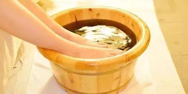 脚气反复发作一招轻松缓解,脚气太痒了怎样快速缓解