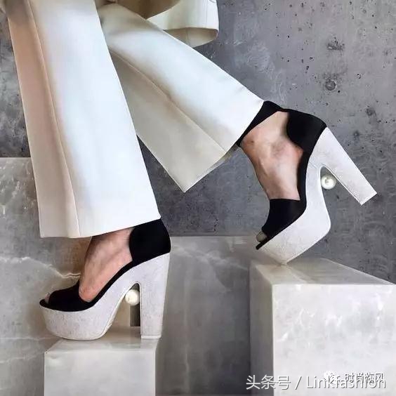 一双鞋,火过大牌包