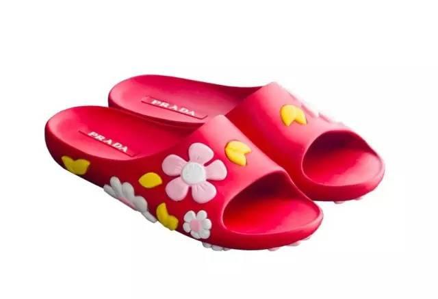 有款很贵却很丑的拖鞋,一双几十块的拖鞋值得买吗