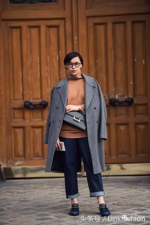 一双鞋,火过大牌包