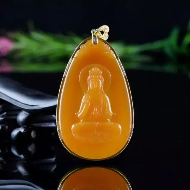 黄龙玉手镯费料,导致黄龙玉手镯价格高?