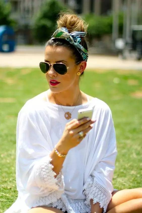 春季刮风头发乱糟糟，我有这些“治愈”法宝！